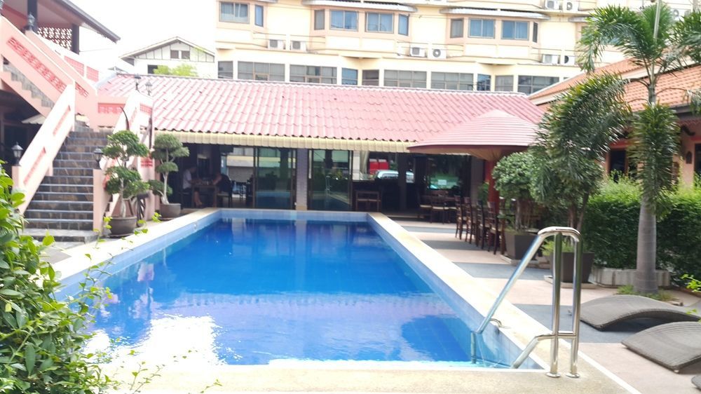 Ma Maison Pattaya Luaran gambar