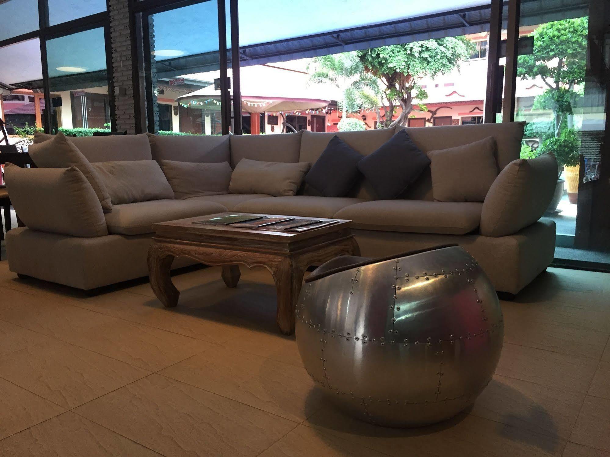 Ma Maison Pattaya Luaran gambar