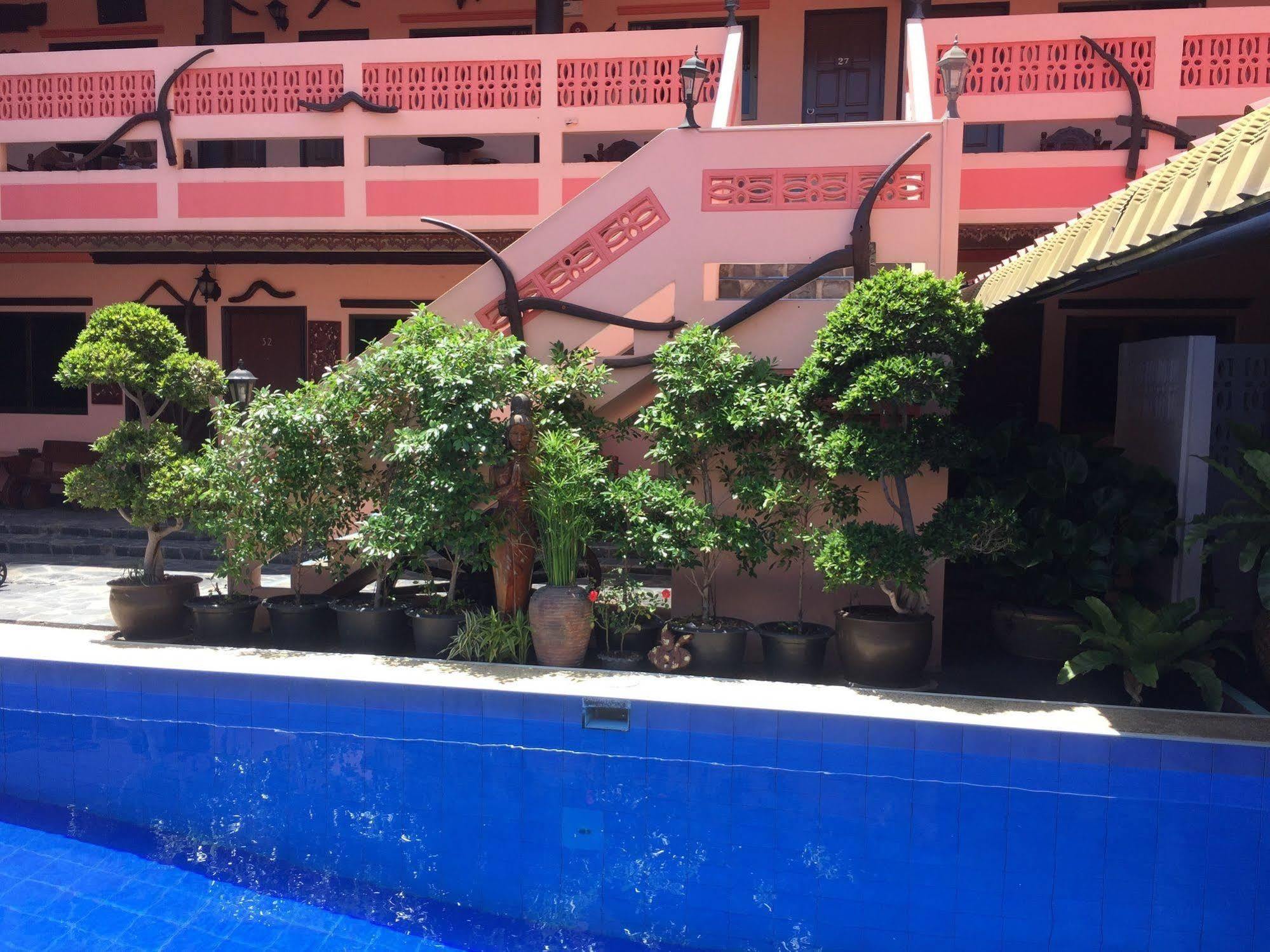 Ma Maison Pattaya Luaran gambar