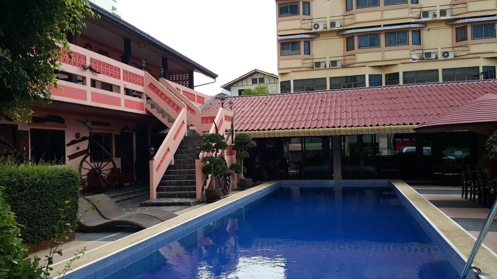 Ma Maison Pattaya Luaran gambar